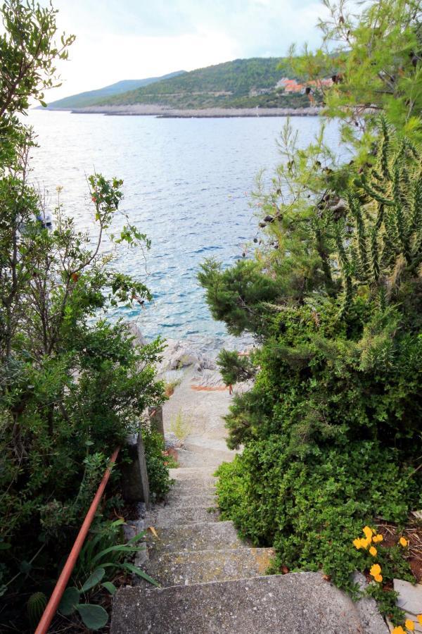 Apartments By The Sea Zavalatica, Korcula - 189 Exterior foto